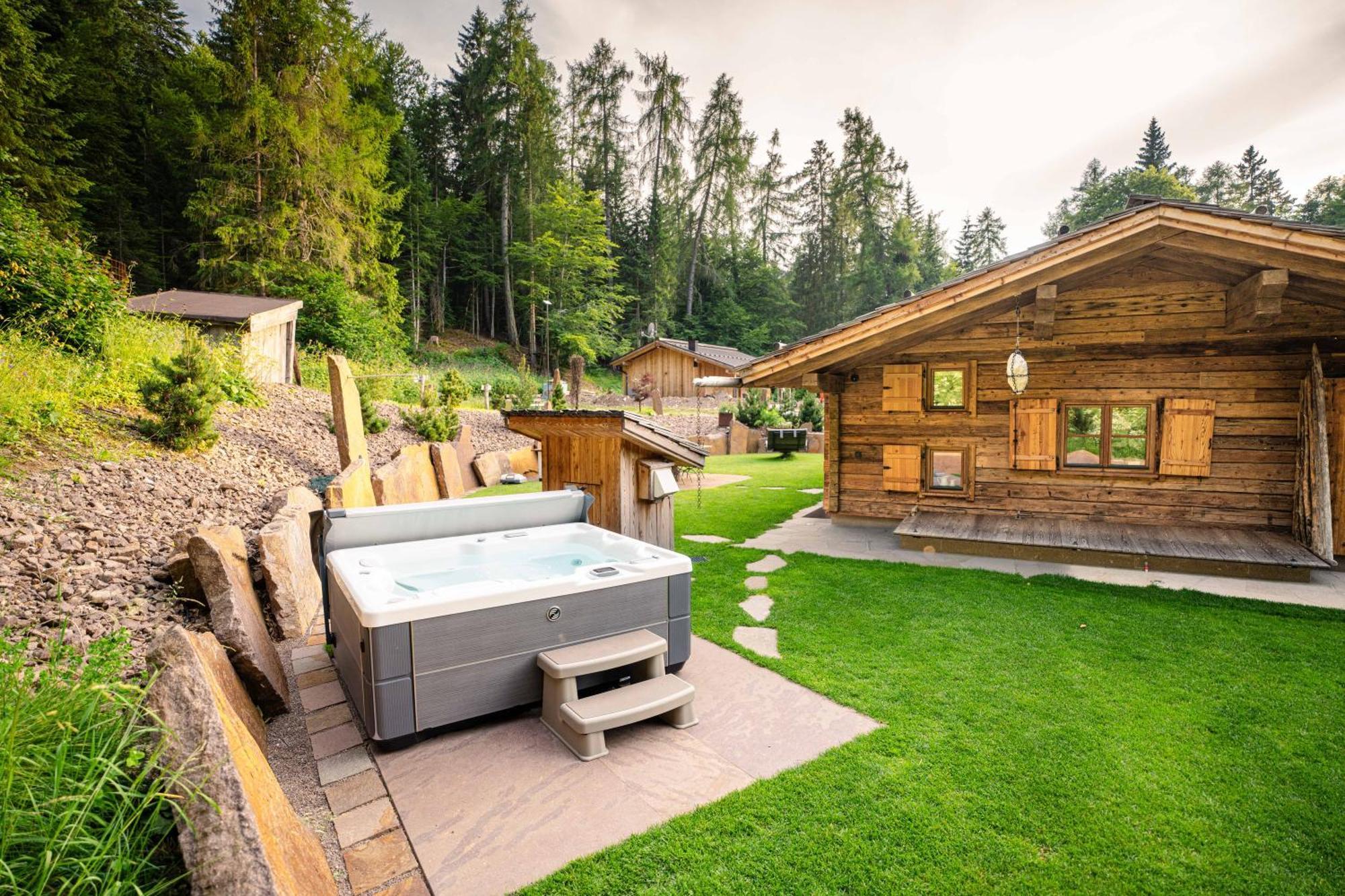 La Mendola Alm Chalet Villa Luaran gambar
